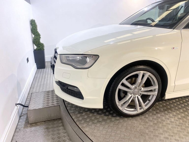 AUDI A3 1.6 TDI S line Euro 6 (s/s) 2dr 2015
