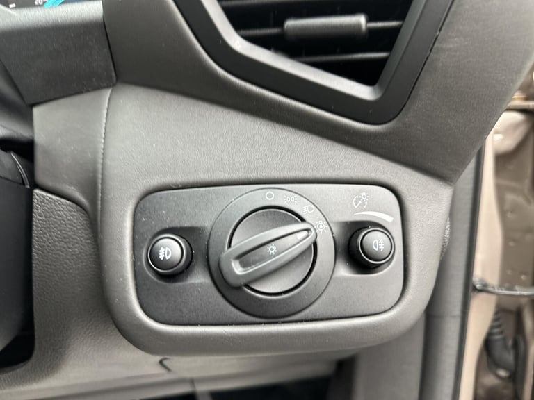 2019 Ford Kuga 2.0 TDCi 180 5dr Auto HATCHBACK DIESEL Automatic