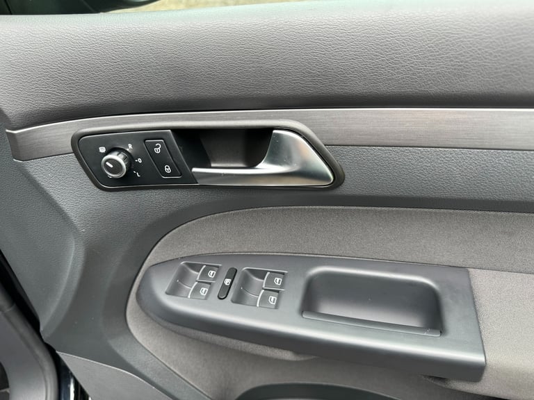 FRESH IMPORT 2012 62 PLATE VOLKSWAGEN CROSS TOURAN 1.4 TSI DSG,AUTO 7 SEATS