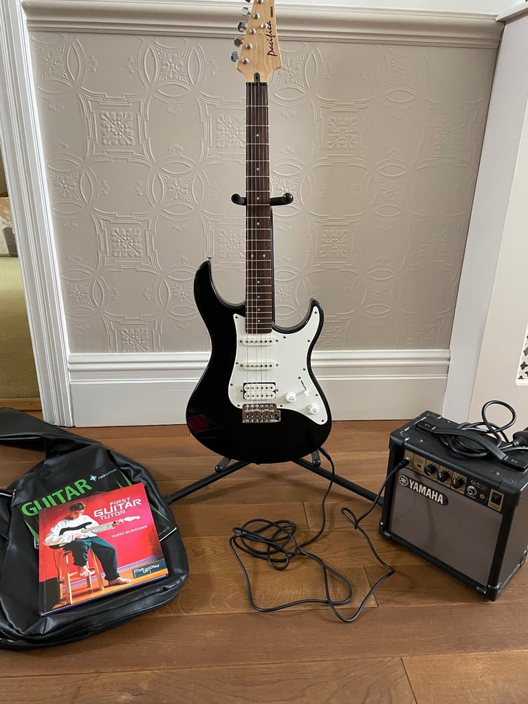 image for Yamaha electric guitar 