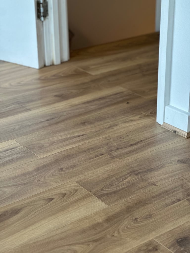 Laminate Herringbone vinyl LVt Flooring Handyman Furniture Assembly paint wallpaper wall panelling