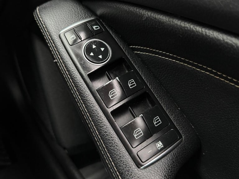 MERCEDES-BENZ A CLASS 1.5 A180d SE 7G-DCT Euro 6 (s/s) 5dr 2017