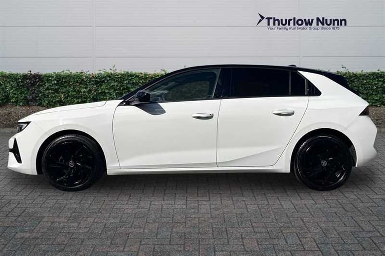 2022 Vauxhall Astra 1.2i Turbo (130 PS) GS Line 5 Door Petrol Hatchback *** 1 Owner / Full Vaux H...