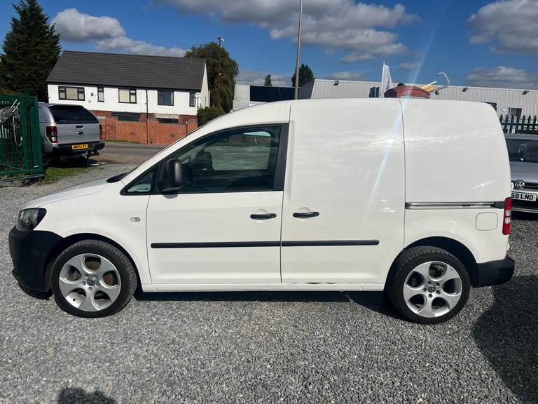 2011 Volkswagen Caddy 1.6 TDI 102PS Van SWB GTI SEATS ALLOYS NO VAT PANEL VAN Diesel Manual