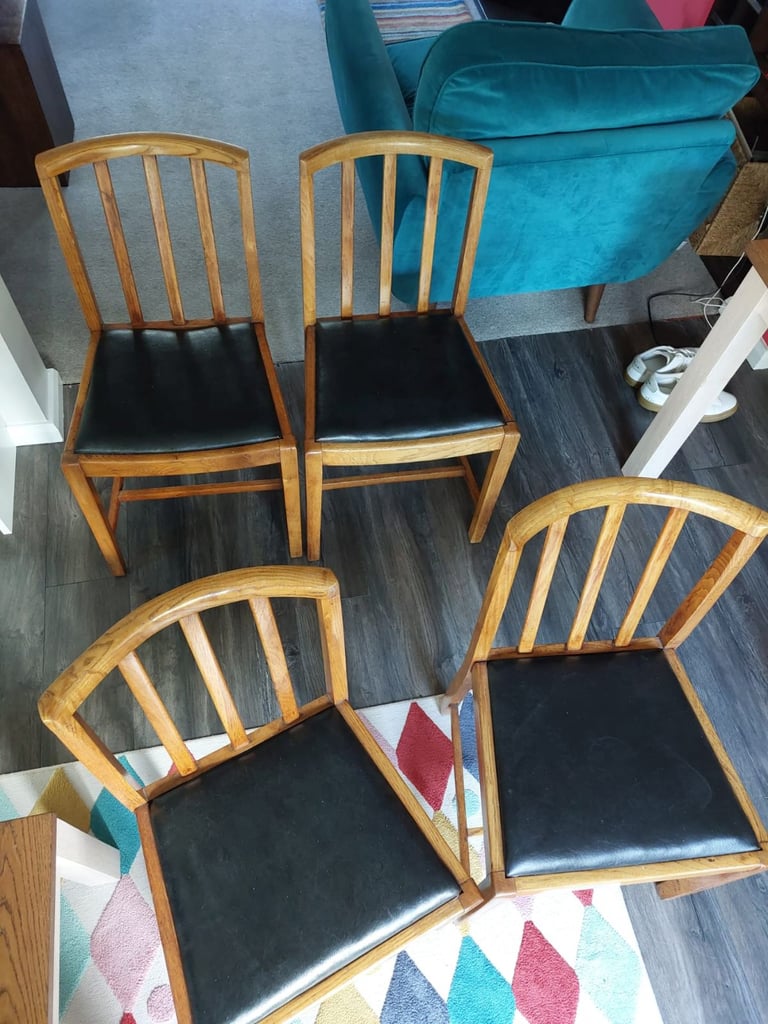 Dining Chairs x 4