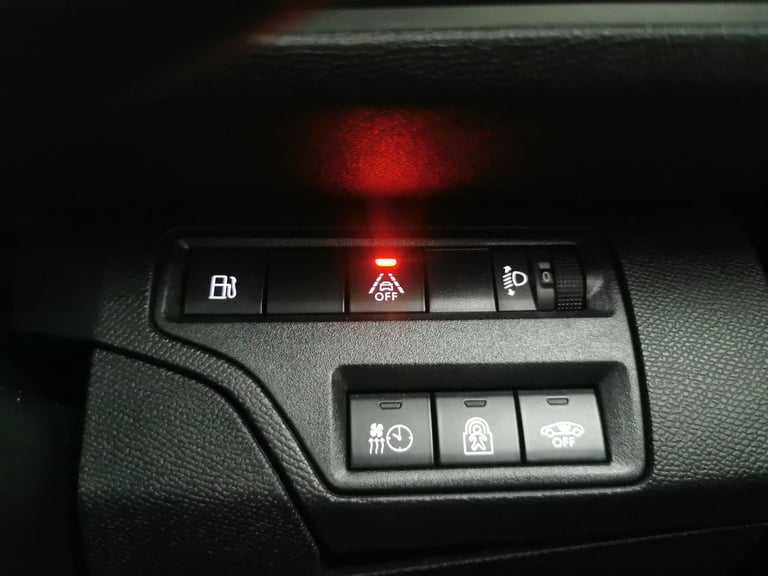 2022 Peugeot 3008 1.6 13.2kWh Allure SUV 5dr Petrol Plug-in Hybrid e-EAT Euro 6 (s/s) (225 ps Suv...