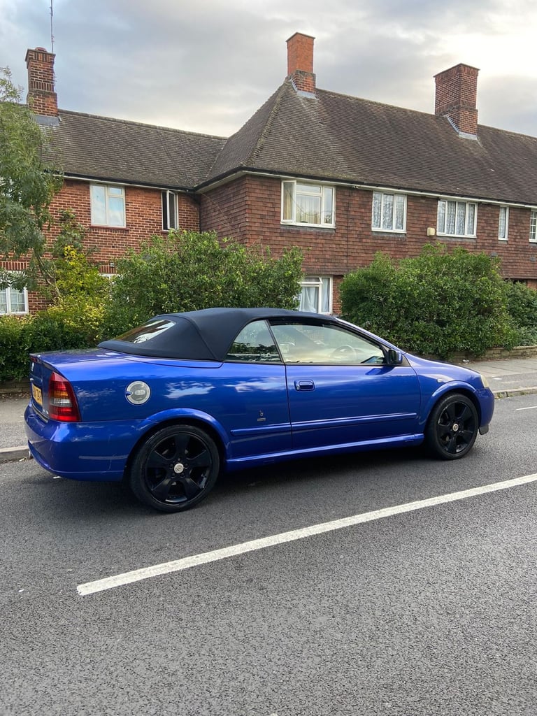 Vauxhall, ASTRA, Convertible, 2004, Manual, 1796 (cc), 2 doors