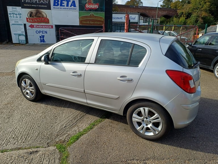2007 Vauxhall Corsa 1.4i 16V Club 5dr [AC] HATCHBACK Petrol Manual