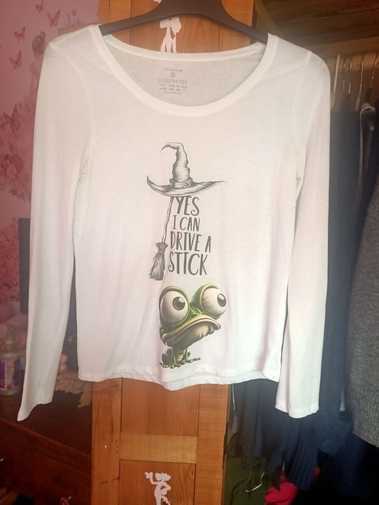 Long sleeve tops 
