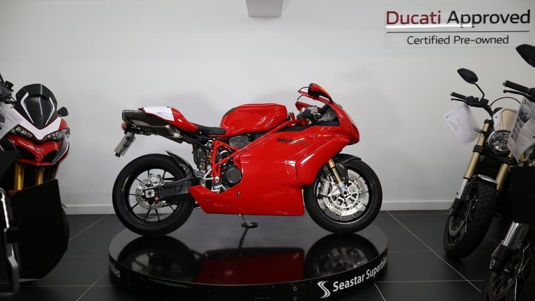 image for DUCATI 749 R - 2006 - 2300 MILES
