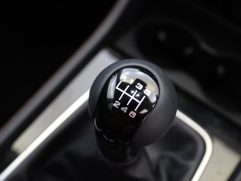 2024 MG MG HS 1.5 T-GDI SE 5dr Crossover/SUV PETROL Manual