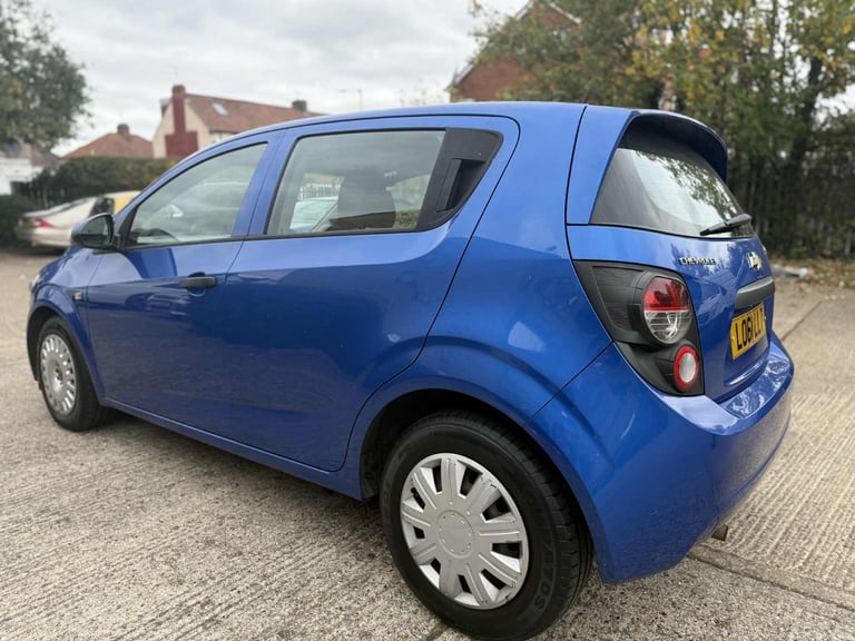 Chevrolet, AVEO, Hatchback, 2012, Manual, 1229 (cc), 5 doors