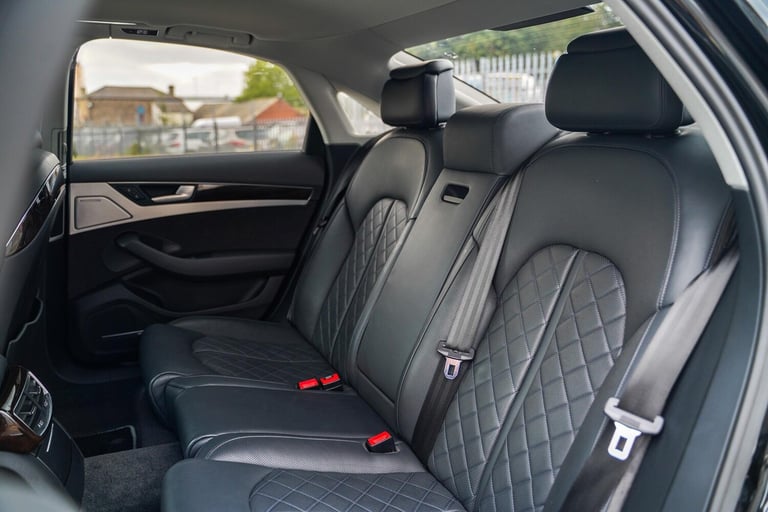  Audi A8 3.0 TDI V6 Sport Saloon 4dr Diesel Tiptronic quattro Euro 6 (s/s) (262 ps) Diesel Automatic