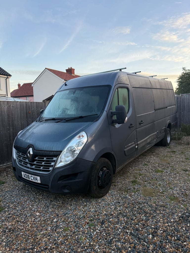 Renault master 2018 2.3 dci part converted camper