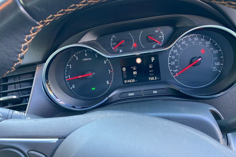  Vauxhall Crossland X 1.2 Turbo Elite Nav Suv 5dr Petrol Auto Euro 6 s/s 130 Ps