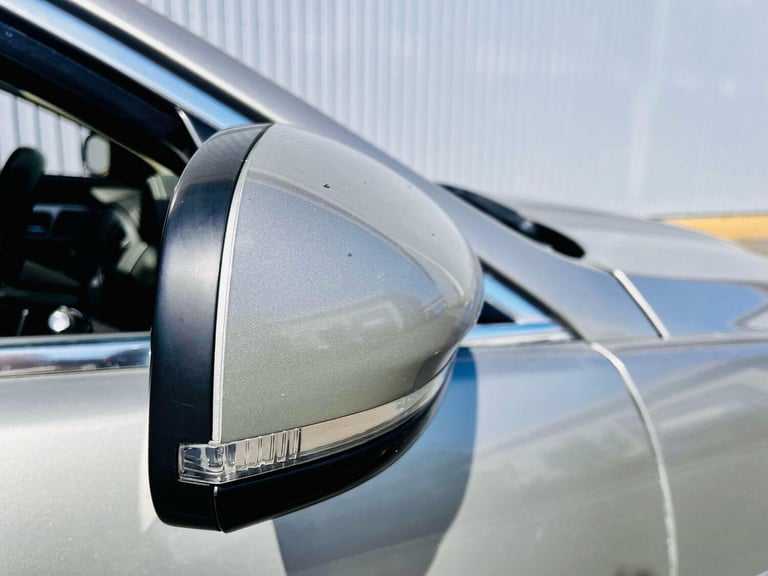 2012 Jaguar XF 3.0d S V6 Portfolio Auto Euro 5 (s/s) 4dr SALOON Diesel Automatic