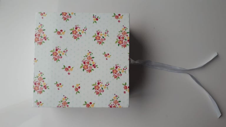 Storage bric-a-brac flower pattern trinket box desktop organizer 