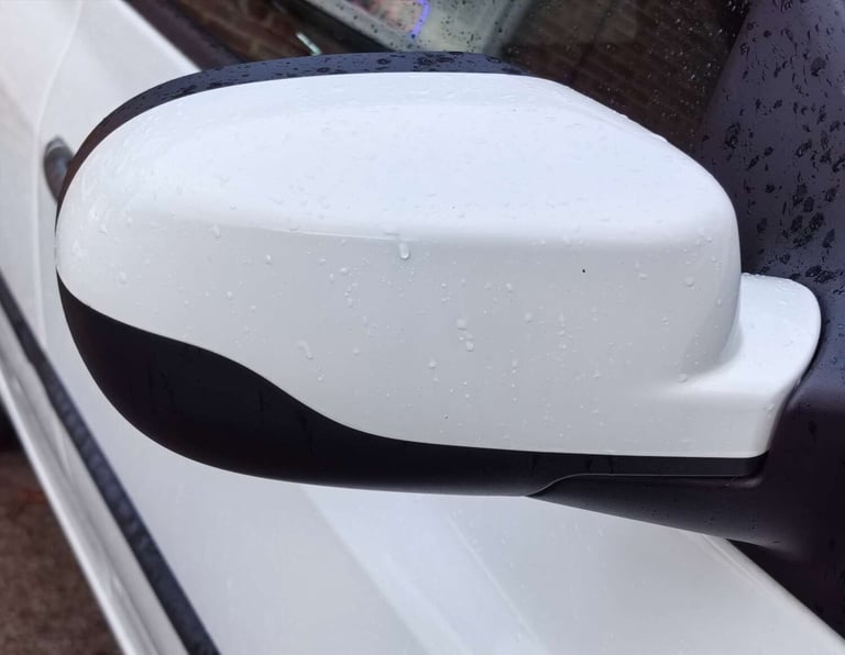 2009 Renault Clio 1.1 Clio Expression 16v 5dr Hatchback Petrol Manual