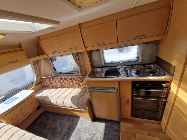 2010 Elddis Lunar XPlore 452 Single Axle 2 Berth Motor Mover Large Rear Bathroom