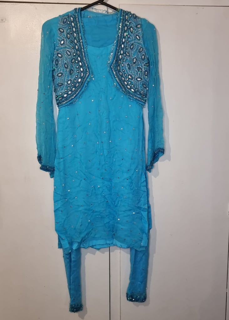 New.Light blue churidar kameez, jacket, scarf sequin embroidered wedding party asia. Asian dress