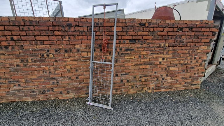 Sheep handling race guillotine gate farm livestock tractor 