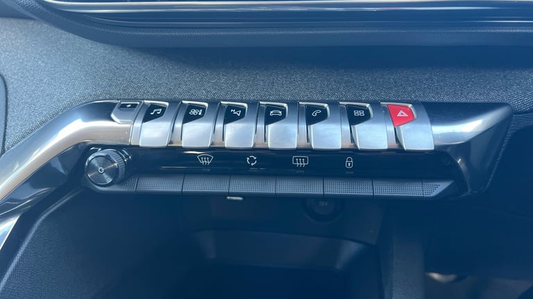 2021 Peugeot 3008 1.6 13.2kWh Allure Premium SUV 5dr Petrol Plug-in Hybrid e-EAT Euro 6 (s/s) SUV...