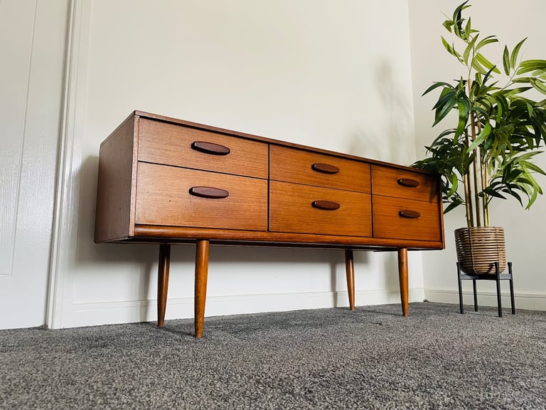 Teak Austinsuite sideboard 70s 