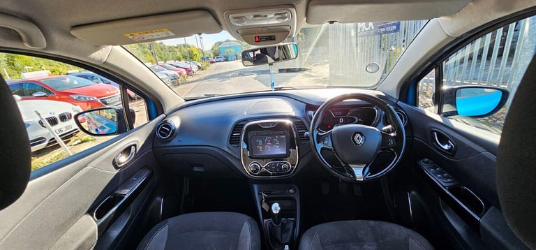 RENAULT CAPTUR 1.5 Dynamique MediaNav dCi 90 Stop &amp; Start 2014