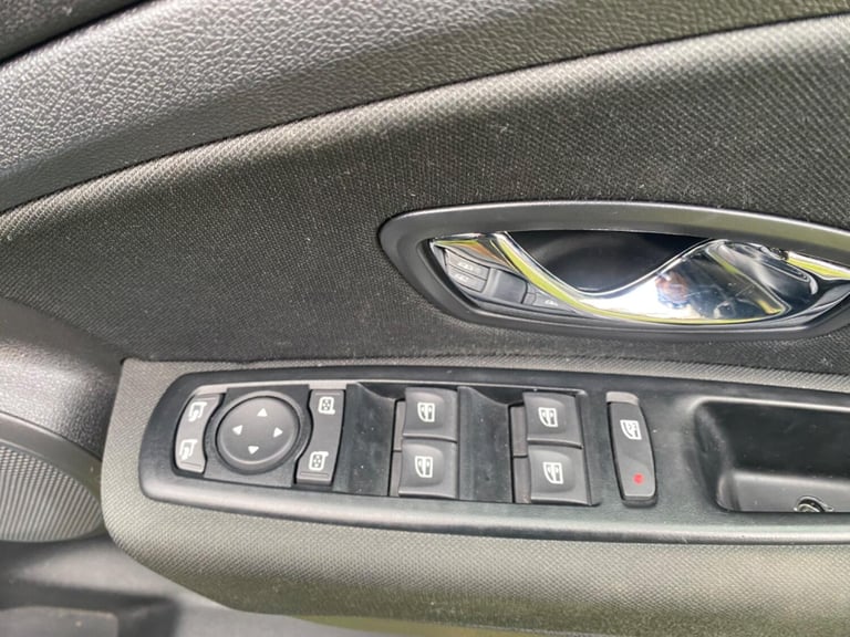 RENAULT MEGANE 1.5 Limited Nav dCi 110 2016