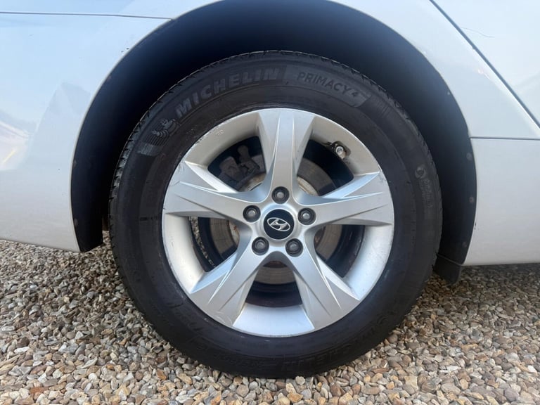 2014 Hyundai i40 1.7 CRDi Blue Drive Active Euro 5 (s/s) 4dr SALOON Diesel Manual