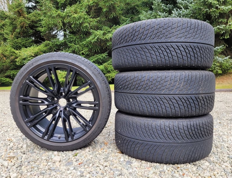 BMW 19 inch WINTER WHEELS AND TYRES FOR M4 (G82) – FULL SET – GOOD CONDITION