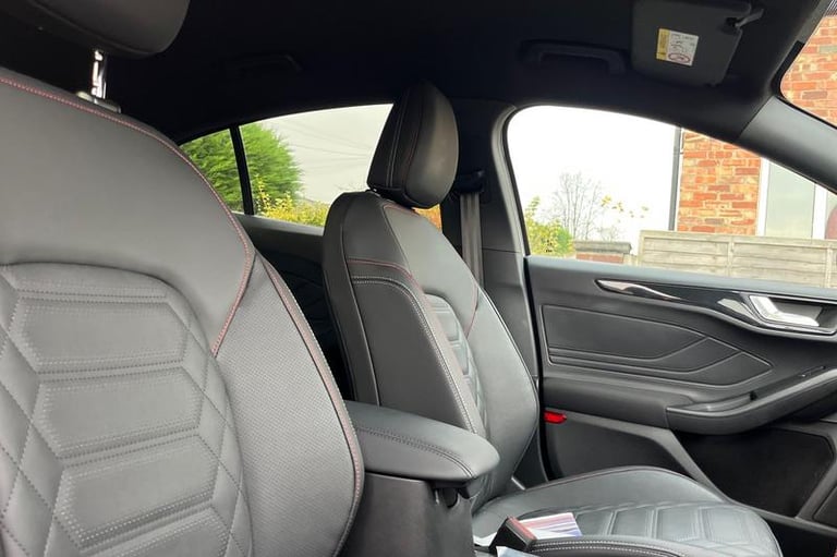 2024 Ford Focus 1.0 EcoBoost Hybrid mHEV 155 ST-Line X 5dr Auto HATCHBACK PETROL Automatic