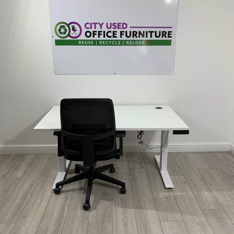 Used Office Furniture! ♻️ Pro Electric Sit-Stand Desk, Dual Motor, Memory Settings🚚