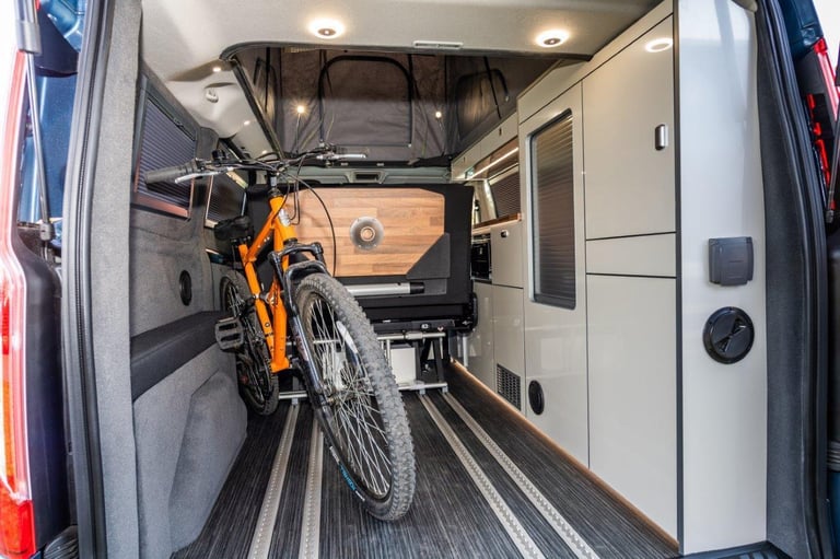 Wellhouse Maxus D7 Elevating Roof