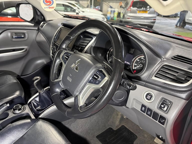 2018 Mitsubishi L200 Double Cab DI-D 178 Warrior 4WD PICK UP DIESEL Manual