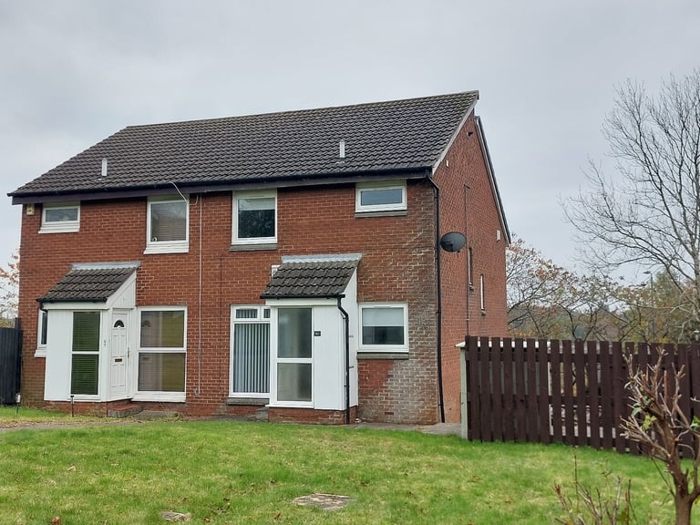 🏡 1-Bedroom Flat to Let – Peaceful Location Overlooking Hogganfield Loch
