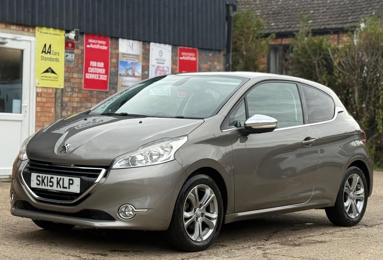 2015 Peugeot 208 1.2 VTi PureTech Allure Euro 5 3dr Petrol