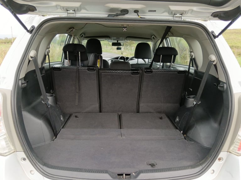 2009 Toyota Verso 2.0 D4D 7 Seater MPV Estate - MOT Sep 2026 - Timing Chain Water Pump Clutch done