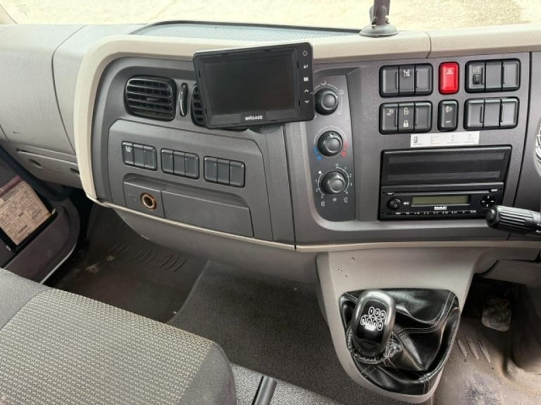 Daf LF150 4x2 MANUAL GEARBOX DROPSIDE