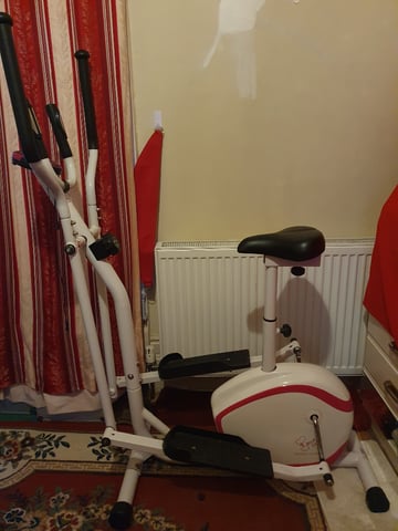 Davina cross trainer deals