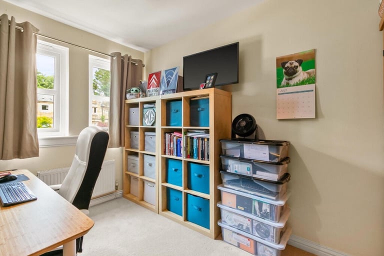 3 Bedroom Flat to Let