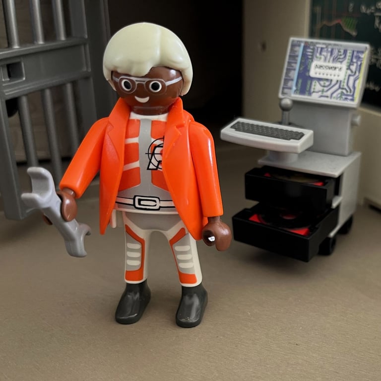 Playmobil 4875 Top Agents Secret HQ. Figures, vehicles, accessories, box, manual, tool. 7-12 yrs