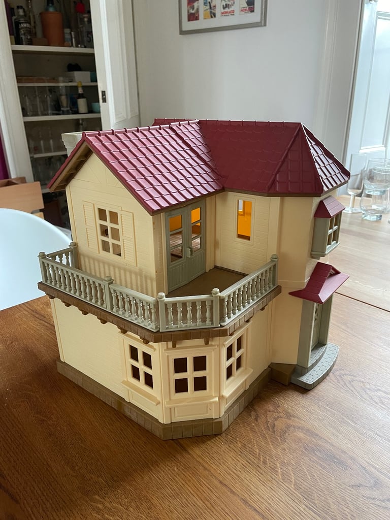 SYLVANIAN FAMILIES beechwood hall