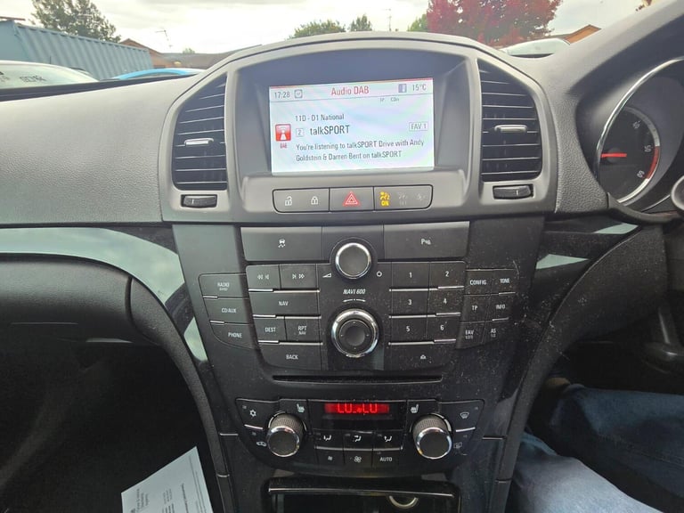 2013 Vauxhall Insignia 2.0 CDTi Elite Nav [160] 5dr Auto HATCHBACK DIESEL Automatic