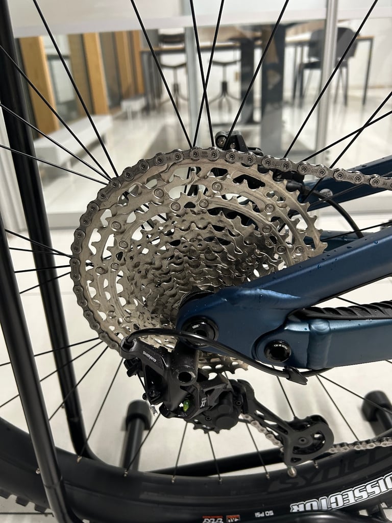 2025 Scott Genius 930 Full Suspension Mountain Bike Men’s MTB Enduro 29er