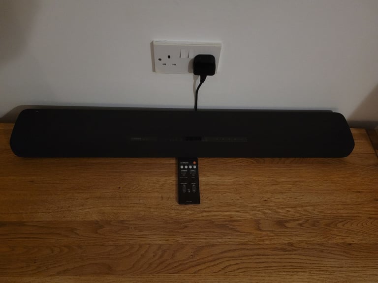 Yamaha YAS 107 sound bar 