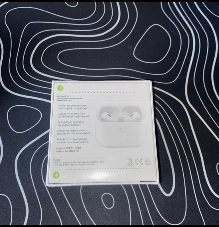 Air pod 3rd gens and airpod pro 2s