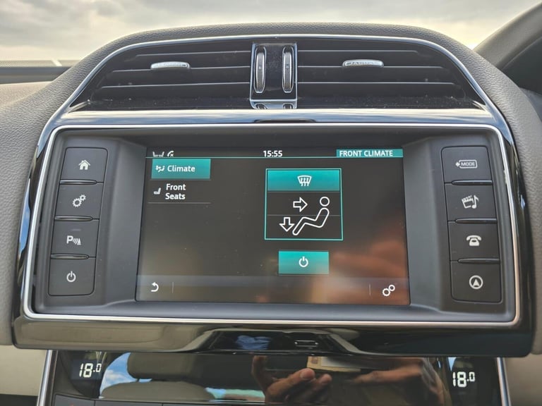 2016 Jaguar XE 2.0d Prestige Auto Euro 6 (s/s) 4dr Saloon Diesel Automatic