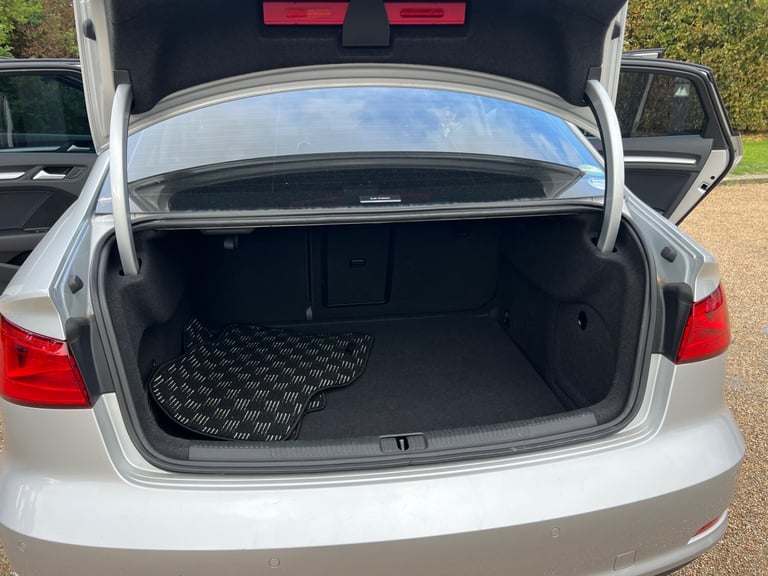 2025 Audi A3 1.4 TFSi Automatic 21000 Miles. 4dr Saloon . Low Mileage . CLEAN . Saloon Petrol Aut...