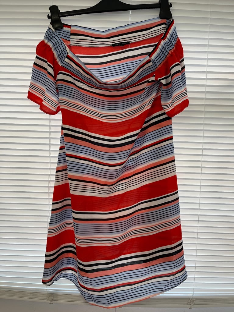 image for Women's New Look Striped Maxi Dress Size 8